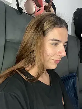 AllieYourGirl online show from 11/12/25, 11:25