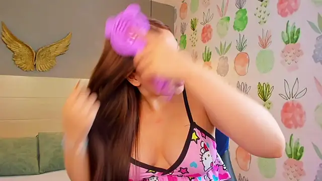 kitty sweeety  online show from 10/09/25, 12:36