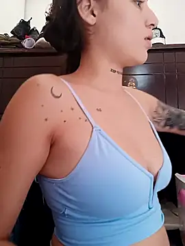 Arii collins1 online show from 11/05/25, 05:57