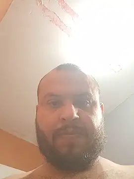 Snapshot of Todasmias420 chatting on 11/12/25, 04:07 Todasmias420 online show from 11/12/25, 04:07