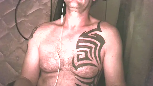 Yournaughty online show from 06/17/26, 05:43