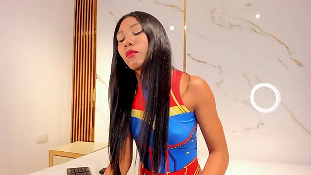 Snapshot of CandyRouse__ chatting on 10/24/25, 08:16 CandyRouse online show from 10/24/25, 08:16