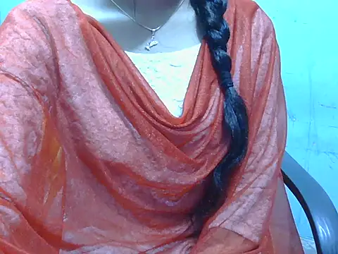 Snapshot of lovely_soniya chatting on 09/19/25, 04:25 lovely soniya online show from 09/19/25, 04:25