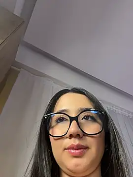 Michelle Zoe online show from 05/23/26, 10:36