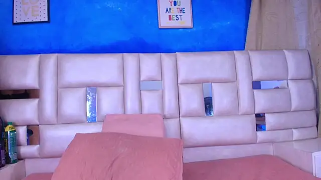 emmacurvy online show from 09/17/25, 03:08