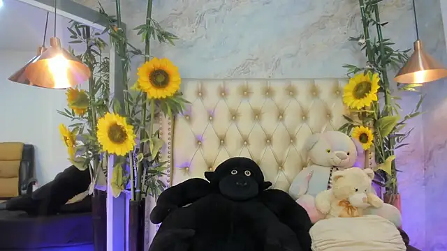 LittleeJaz online show from 06/25/26, 04:12
