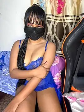 Ariana  Marie online show from 11/17/25, 10:59