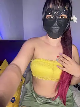 Snapshot of Ariana__Marie chatting on 05/07/26, 05:40 Ariana Marie online show from 05/07/26, 05:40