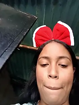 Snapshot of Fernanda30 chatting on 01/08/26, 04:31 Fernanda30 online show from 01/08/26, 04:31