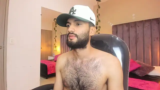 Ryan Jackson  online show from 11/04/25, 04:22