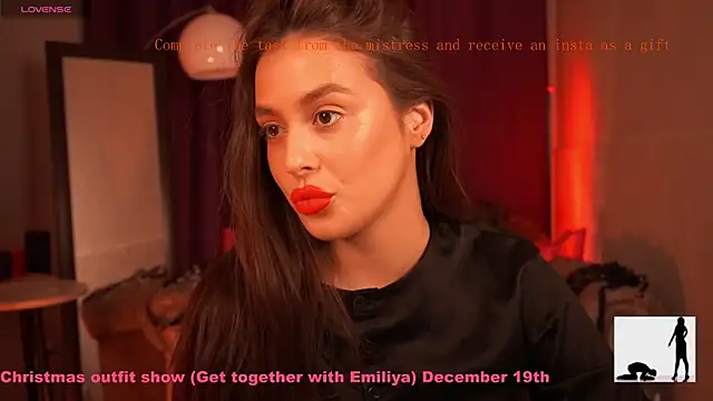 EmiliyaRoude online show from 12/19/25, 01:18