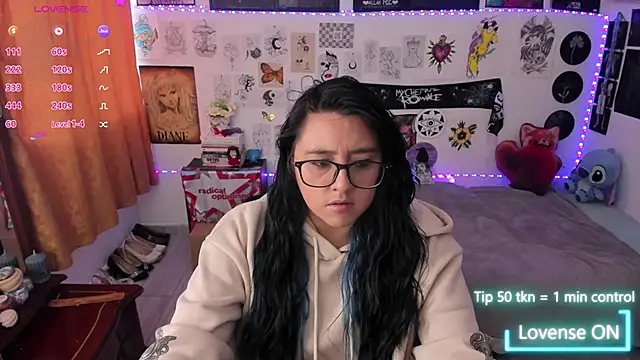 Cherry blush  online show from 05/05/26, 10:40