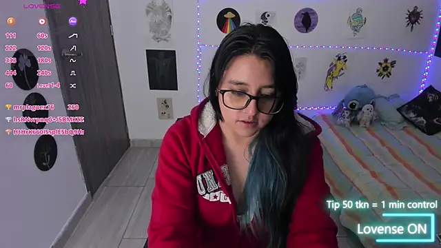 Cherry blush  online show from 06/11/26, 02:53