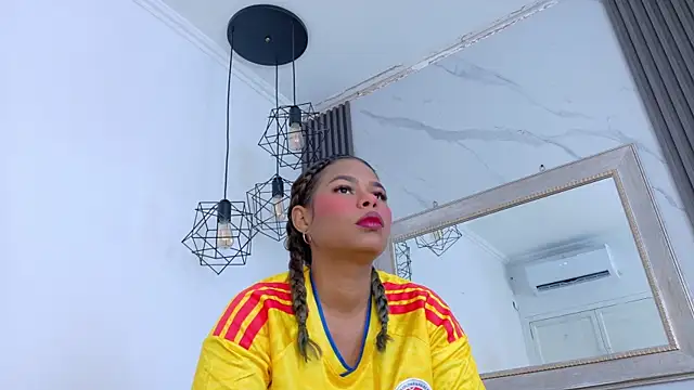 keyla mejia online show from 06/27/26, 12:22