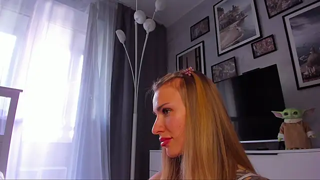 MashaFromRussia   online show from 09/27/25, 01:27