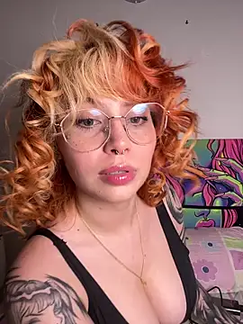 YunoRose  online show from 10/23/25, 04:12