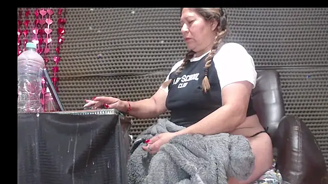 Alisson Sodomy online show from 12/17/25, 07:14