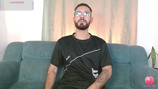 Snapshot of ReyPablo1 chatting on 10/03/25, 09:56 ReyPablo1 online show from 10/03/25, 09:56