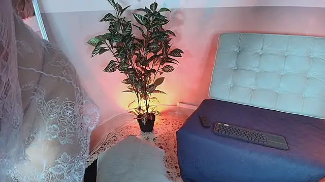 DivaFlamme online show from 02/17/26, 04:53