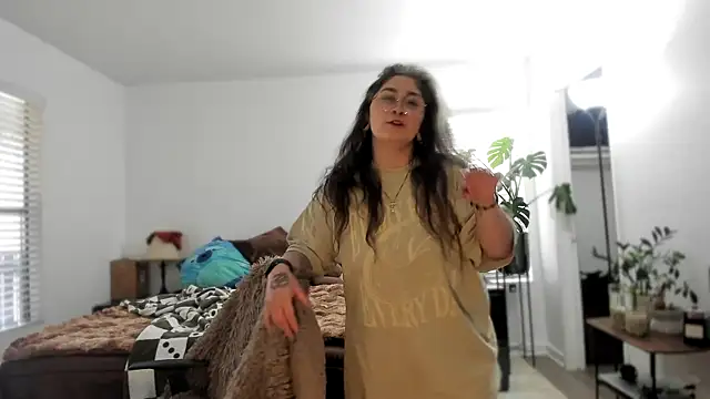 Snapshot of Alix_Valentine chatting on 09/21/25, 09:05 Alix Valentine online show from 09/21/25, 09:05