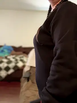 Snapshot of Alix_Valentine chatting on 10/29/25, 07:48 Alix Valentine online show from 10/29/25, 07:48