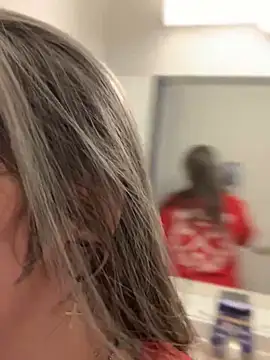 Snapshot of Alix_Valentine chatting on 11/10/25, 12:09 Alix Valentine online show from 11/10/25, 12:09