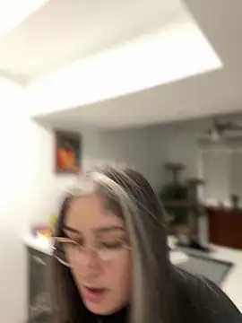 Snapshot of Alix_Valentine chatting on 11/26/25, 05:25 Alix Valentine online show from 11/26/25, 05:25