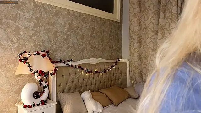 Emma Frosty online show from 11/07/25, 07:58