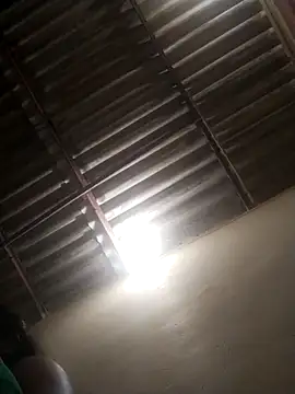 Snapshot of Queen_0011 chatting on 09/12/25, 10:48 Queen 0011 online show from 09/12/25, 10:48