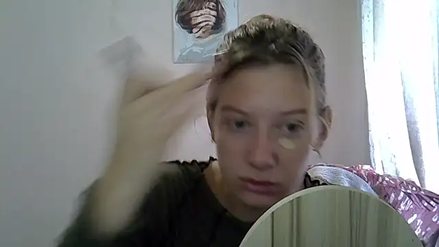 Lily Ember online show from 09/25/25, 08:40