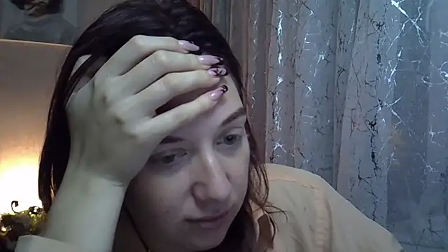 Lily Ember online show from 10/09/25, 10:30