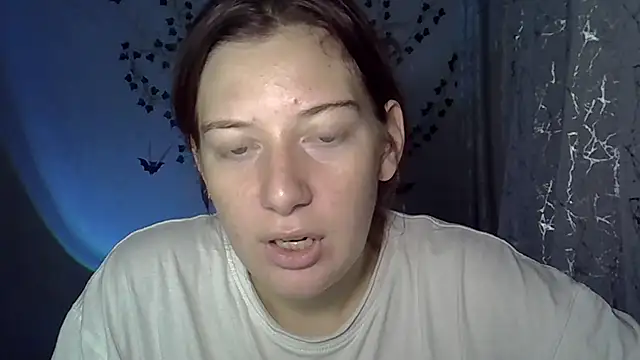 Lily Ember online show from 10/31/25, 06:20