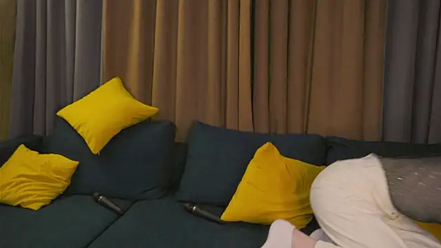 ChristyMarshall online show from 11/07/25, 04:51