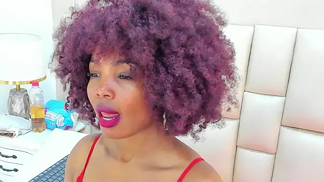 dakhota    online show from 11/15/25, 11:18