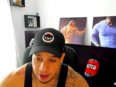 Snapshot of Marck_Mathews chatting on 12/02/25, 03:07 Marck Mathews online show from 12/02/25, 03:07