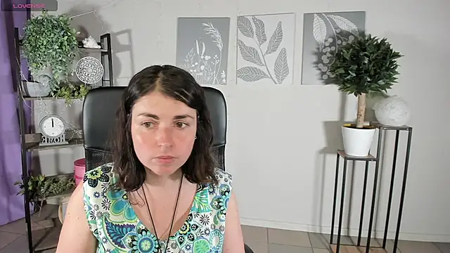 MartaEdams online show from 06/24/26, 05:06