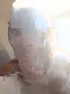 Snapshot of PENTHOUSECEOCLUBHOUSEPRES chatting on 12/14/25, 09:19 PENTHOUSECEOCLUBHOUSEPRES online show from 12/14/25, 09:19