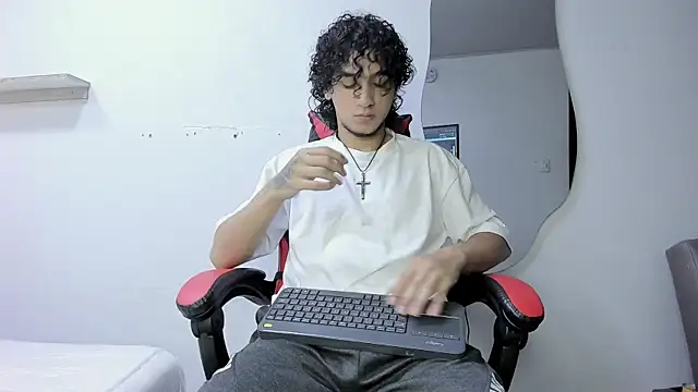 JackesTaylor online show from 11/14/25, 04:44