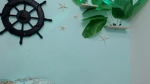 eladyrous98 online show from 10/13/25, 04:07