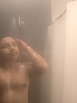 Snapshot of kSwisssxxx chatting on 12/19/25, 07:32 kSwisssxxx online show from 12/19/25, 07:32