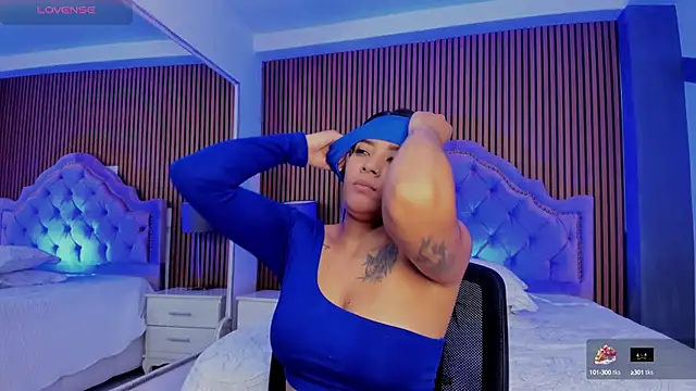 Snapshot of SelenaStonne chatting on 09/20/25, 08:21 SelenaStonne online show from 09/20/25, 08:21