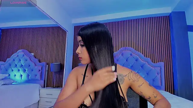 Snapshot of SelenaStonne chatting on 09/21/25, 07:48 SelenaStonne online show from 09/21/25, 07:48