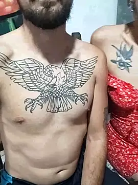 Snapshot of parejajuguetona420 chatting on 03/01/26, 02:02 parejajuguetona420 online show from 03/01/26, 02:02