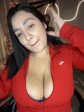 victoria amatista  online show from 01/06/26, 07:01