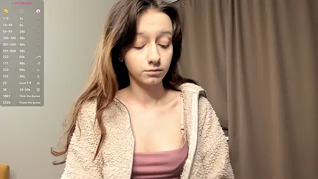 Snapshot of TaiteFairfield chatting on 12/20/25, 09:27 TaiteFairfield online show from 12/20/25, 09:27