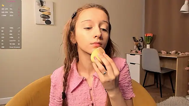 Snapshot of TaiteFairfield chatting on 03/05/26, 07:15 TaiteFairfield online show from 03/05/26, 07:15