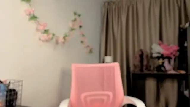 TaiteFairfield online show from 06/28/26, 02:23