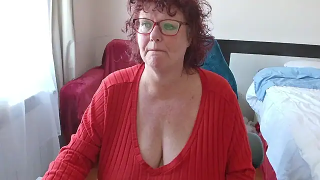 -Curvy- online show from 01/14/26, 10:54