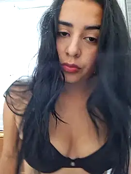 Snapshot of channell0 chatting on 03/29/26, 05:07 channell0 online show from 03/29/26, 05:07