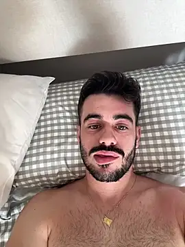 Snapshot of Carl242000 chatting on 10/03/25, 08:33 Carl242000 online show from 10/03/25, 08:33